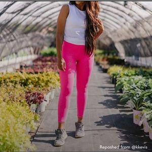 Zyia M pink stay gold light and tight leggings. GUC